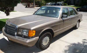Illustration for article titled Nice Price Or Crack Pipe: $15,500 For A 1989 Mercedes-Benz 420SEL?